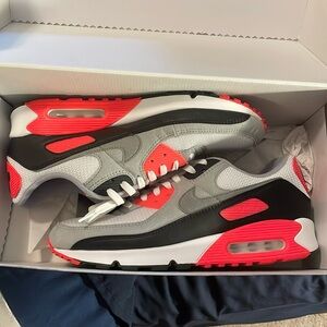 Nike Air Max 90 infrared size 11.5, used 8.5/10 condition